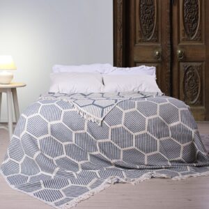 Hexagon Throw